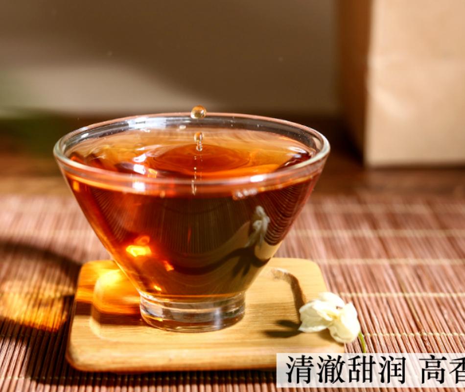 Té Golden Buds 400 g Té Yunnan Fengqing Dianhong Té negro de jazmín ahumado de tres hojas
