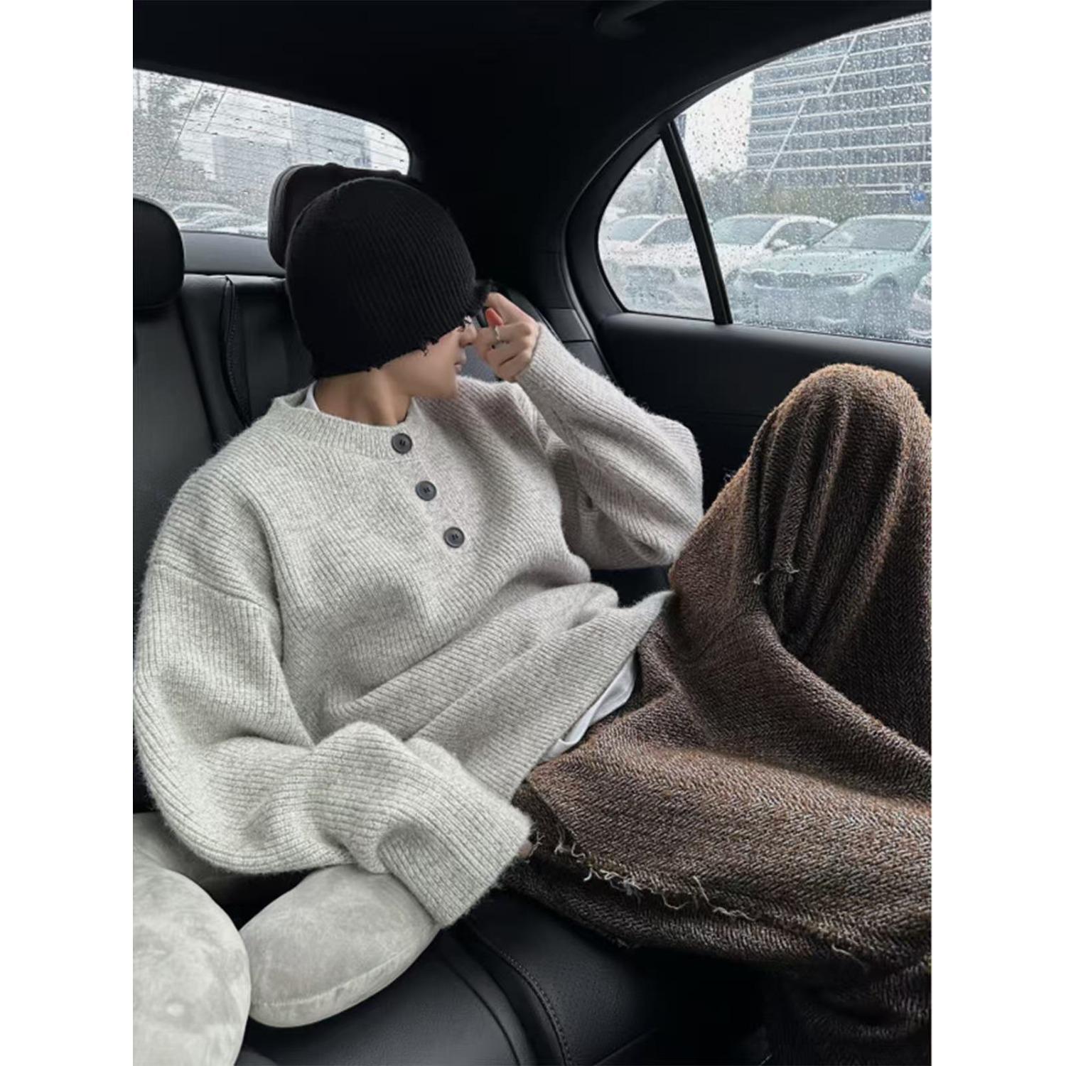 

Men s Winter Retro Henley Collar Knit Sweater - Lazy Style High-End Knitwear, Clean Fit Outerwear L сірий колір