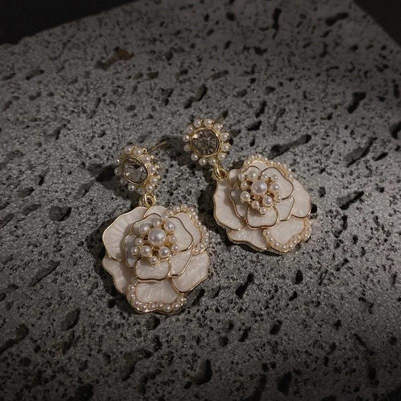 1 Pair New Floral Earrings Luxury Pearl Camellia Women's Earrings Fashion Jewelry Party Wedding Accessories Gifts