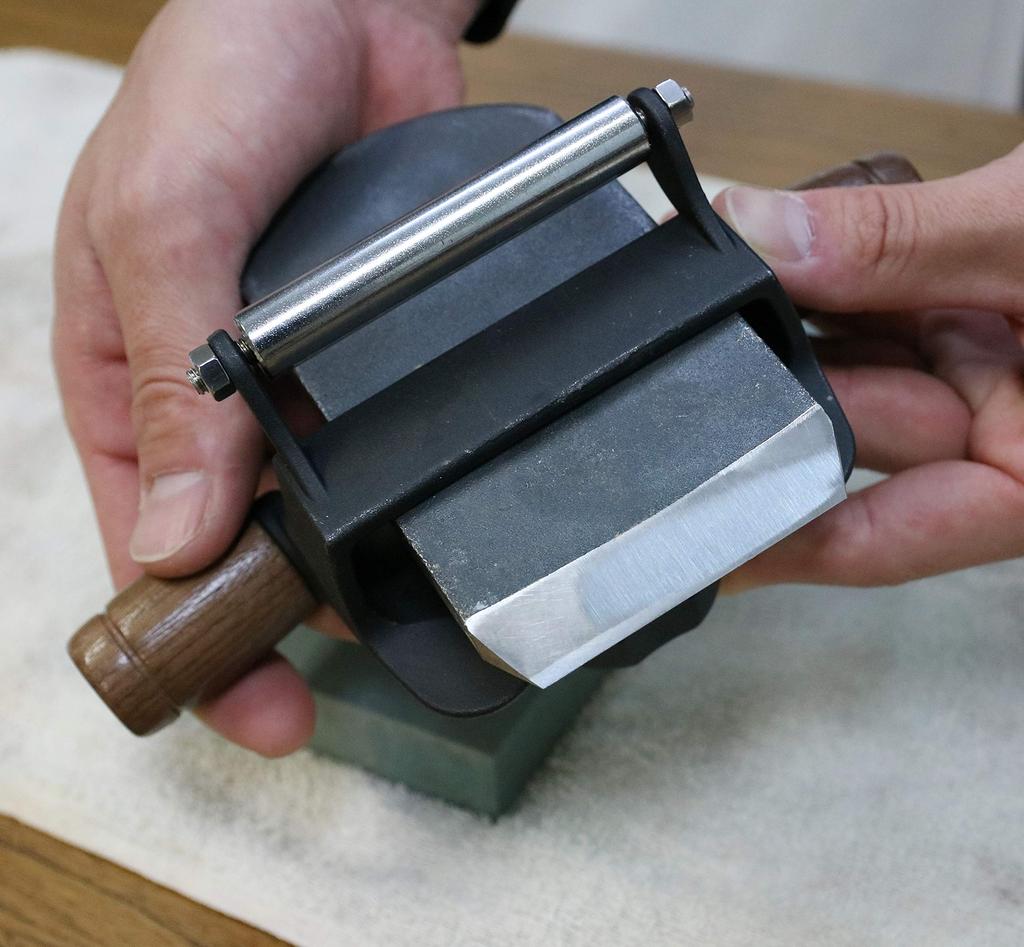 Kakuri Sangyo Knife sharpening guide for planes and home fixed blade polishing chisel KBS-50 chisels, sharpener, angle, sharpening, aid, planer,