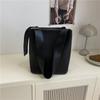 Premium Bag Women's 2025 Summer New Trendy Versatile Messenger Bag Fashionable Shoulder Large Capacity Bucket Bag