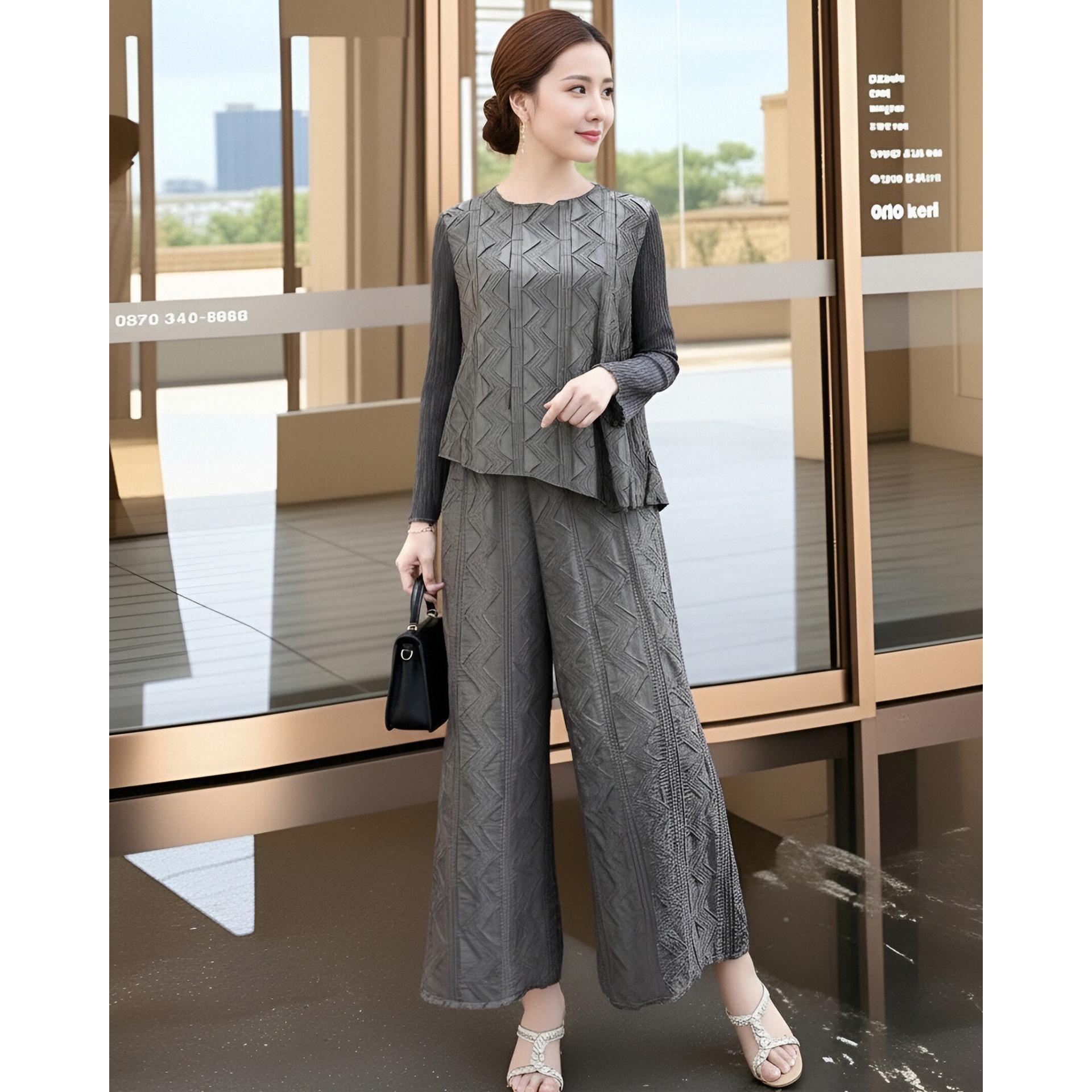 

Mom s Set Women s 2026 Issey Miyake Pleated Straight-leg Trousers Two-piece Set for Spring One Size темно-серого