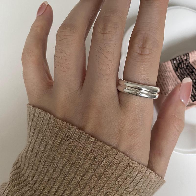 Chic Fashionable Copper Ring For Women In Distinctive Gold And Silver Colorways