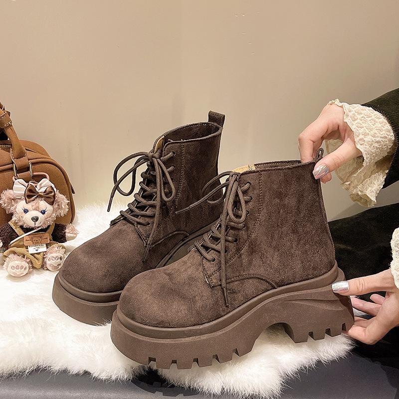 European Matte Soft Leather Big Head Muffin Thick-soled Martin Boots Women's 2025 New Small Height Increase Versatile Short Boots