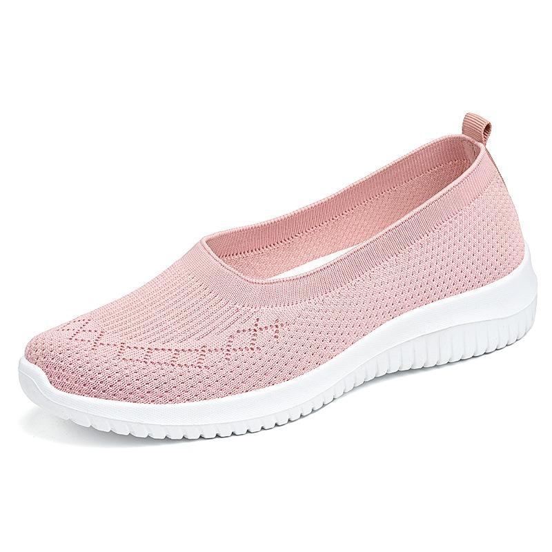 Chaussures pour femmes nouvelles chaussures pour femmes chaussures décontractées respirantes en maille tissée à la mouche chaussures en tissu à semelle souple grande taille chaussures légères à enfiler chaussures de mère