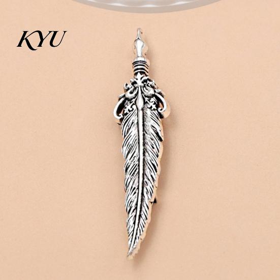 Accessorio da bavero da uomo 1/2 pezzi Spilla con piuma vintage per uomo, Gioielli in lega color argento, Spilla decorativa retrò per colletto di camicia, Badge decorativo per abiti, borse, cappelli, sciarpe, abiti