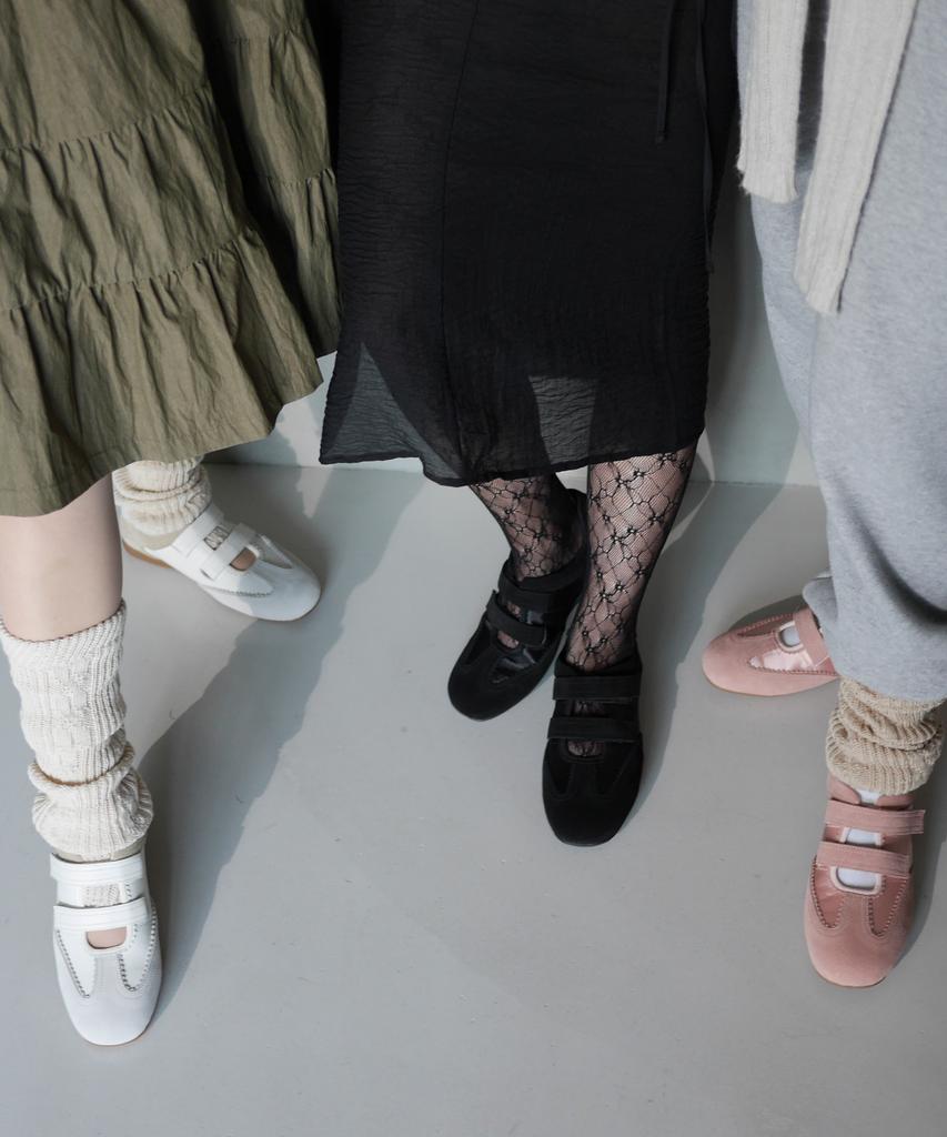 Khiho Twin Velcro Mary Jane Sneakers / 3 Colors