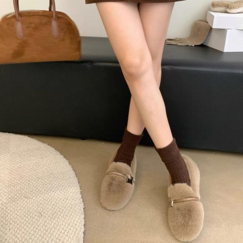 Fashion New Style Fashion Fur Flats Women Loafers Short Plush Warm Cotton Shoes Comfortable Trend Designer Walking Shoes Casual Femme