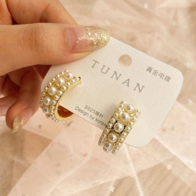 

Женские винтажные висячие серьги с жемчугом, 17 км, золотого цвета, круглые серьги-капли с геометрическим рисунком, 2021, трендовые ювелирные изделия, подарки