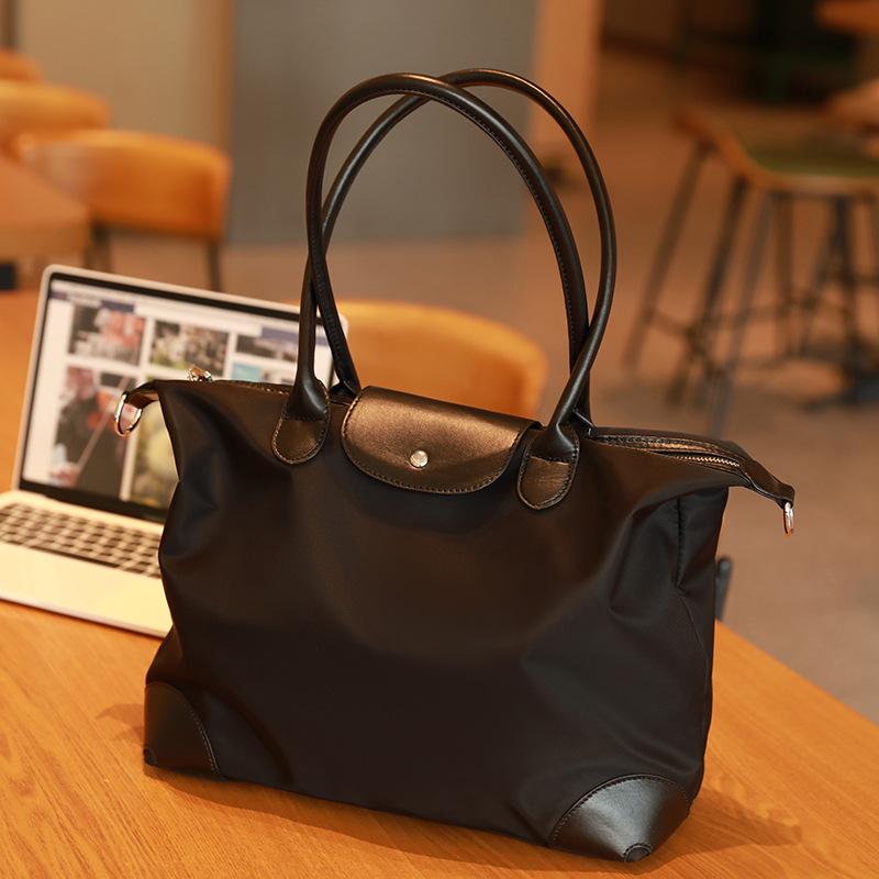 

2025 Nylon Women Handbags Branded Style Hobo Tote Bag With a Long Strap High Quality Two-toned Large Shoulder Bag Without Logo чорний