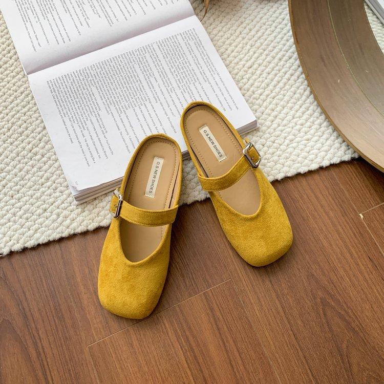 

Vintage Boken bag head half slippers women s outer wear 2025 spring and summer new square head flat bottom retro Mary Jane cool slippers 35