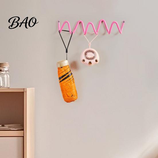 Iron Art Wall Hangers Decorative Wave Hook, Nordic Style Three Creative Hooks for Bags Mounted Storage Rack Entryway And Living Room