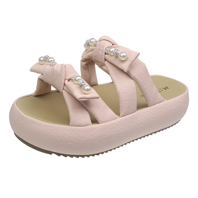 

Fashion cool slippers for women to wear 2025 summer new Korean version of small pearls with skirts thick-bottomed beach cool slippers for women 40