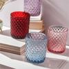 Grenzüberschreitender geprägter farbiger Glas-Votivkerzenhalter Aromatherapie-Kerzentasse Lichtschatten für Weihnachts-Atmosphäre Teelichtständer