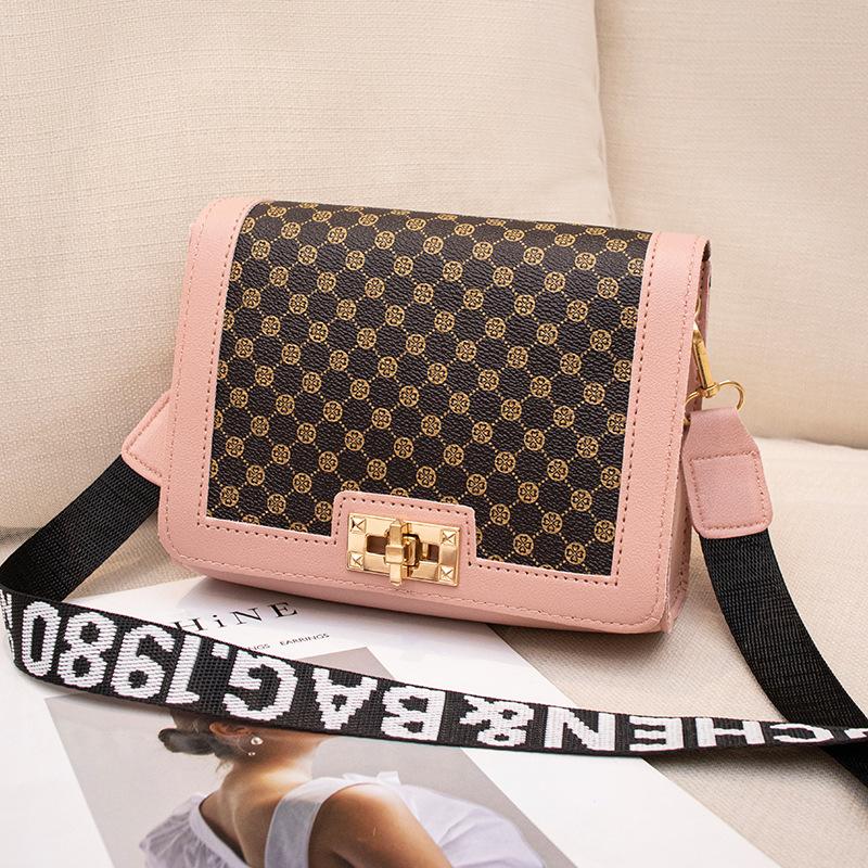 A new fashionable polka dot one-shoulder crossbody small square bag for women's bags.