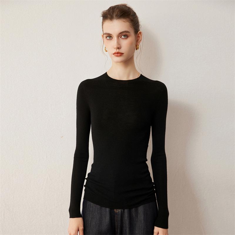 2025 Autumn New Arrival: Korean Style Slim Fit Ladies' Striped Wool Sweater with Round Neck