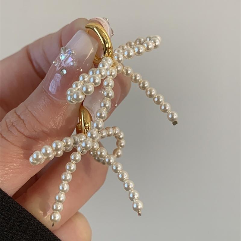 Elegant  Women's Bowknot Dangle Earring Fashion Trend Imitation Pearls Earring Beautiful and Chic Dangle Ear Studs Charm