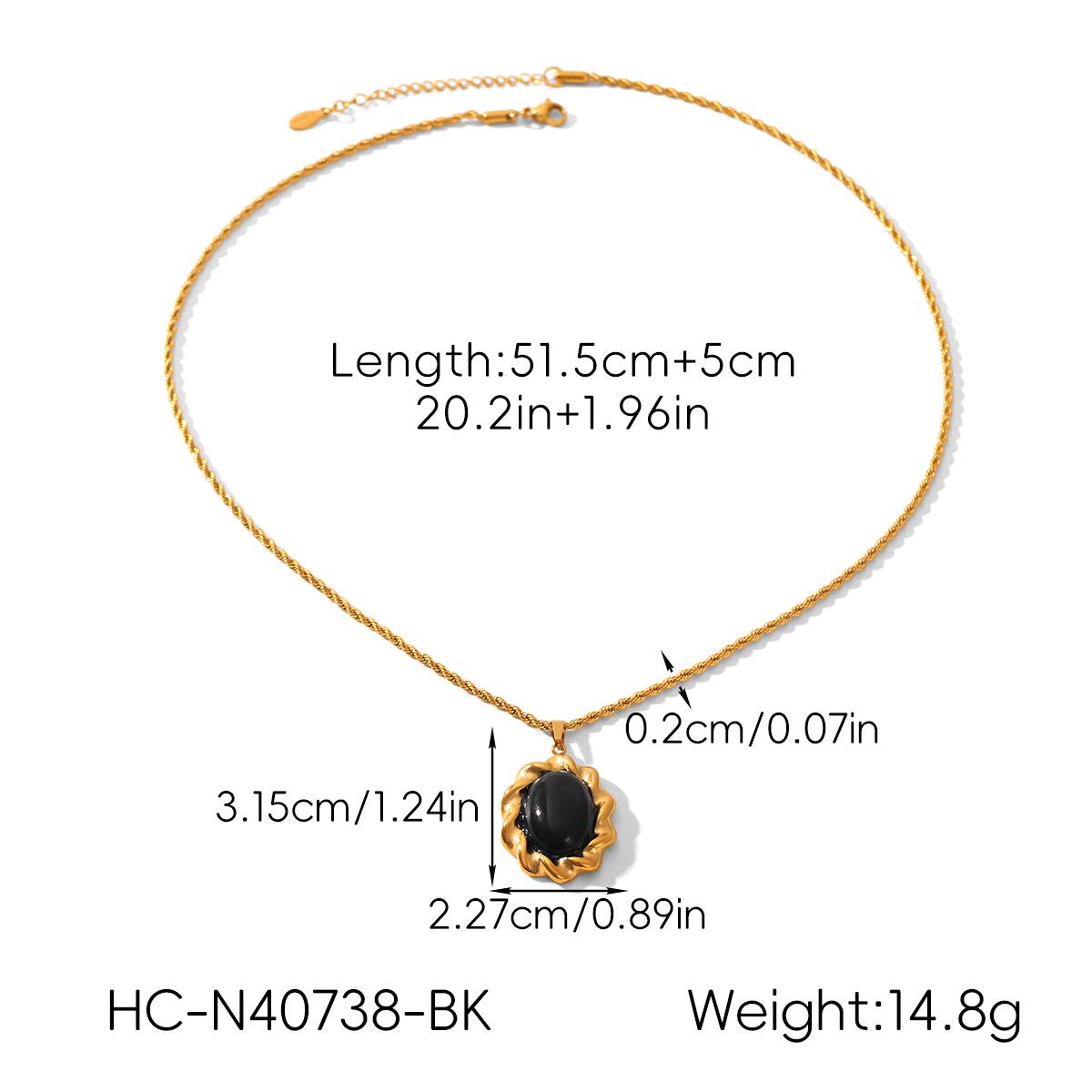 French Vintage Half-Set Gemstone Jewelry Set Minimalist Pendant Necklace And Elegant Earrings