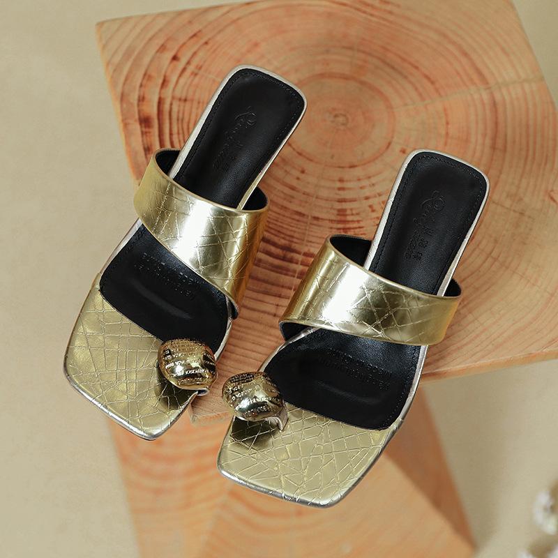 Square head metal buckle cover toe pinch high heel slippers women's summer wear 2025 new silver stiletto temperament one-word drag
