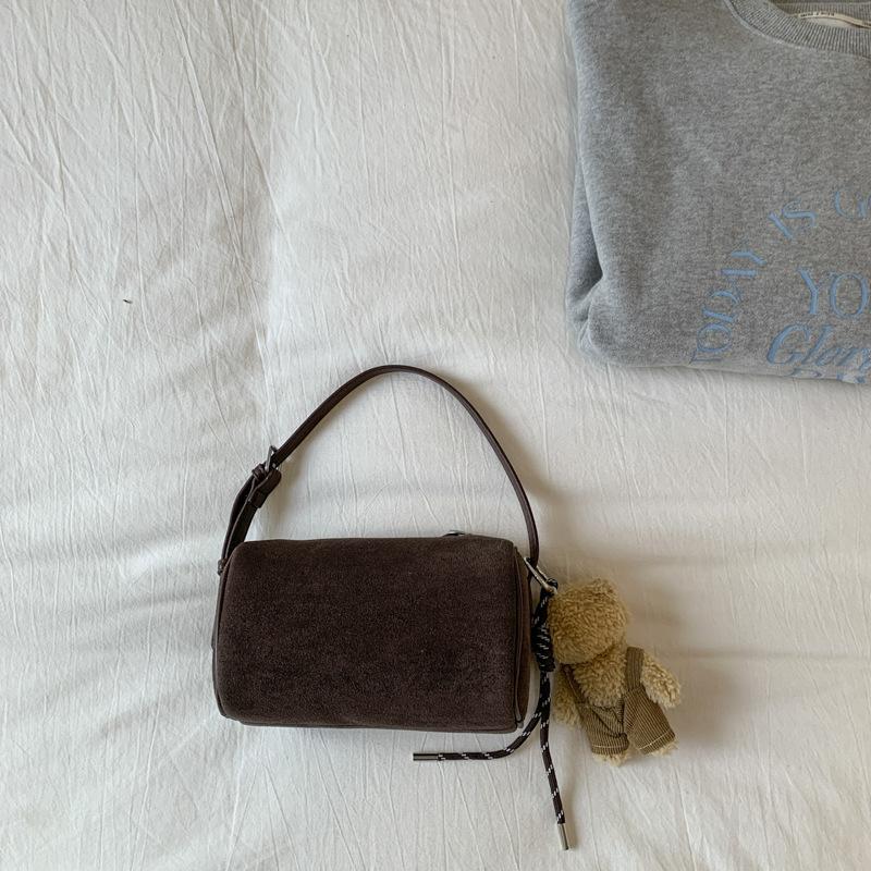 

Ретро замшевая простая сумка-пельмень под мышкой, ручная маленькая квадратная сумка для поездок на работу, одноплечная сумка кроссбоди кофейный