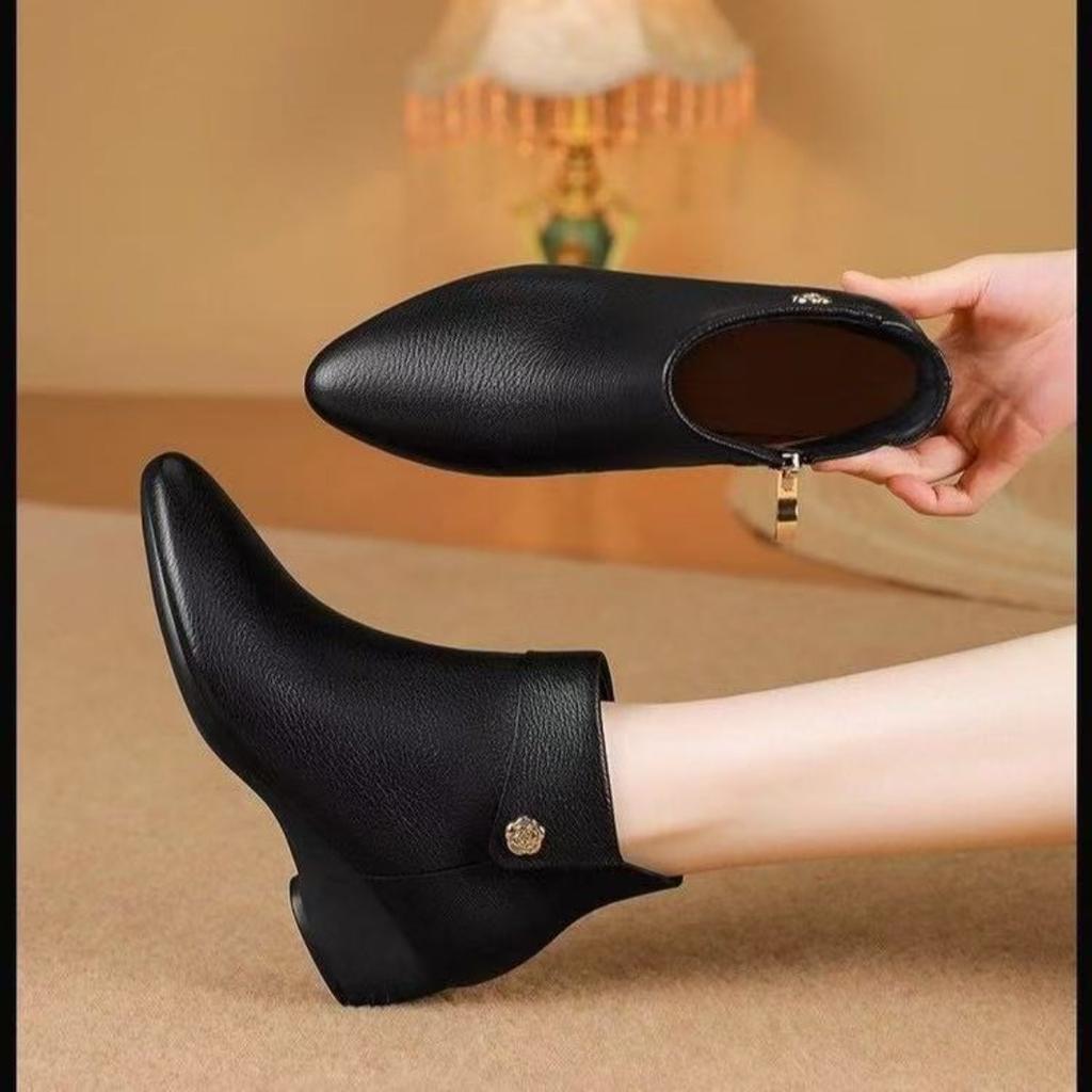 Retro Style Solid Color Elegant and Beautiful Fashion Short Boots,comfortable and Fashionable for All Seasons,versatile Short Boots,fashion Short Boot