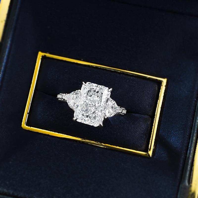 Hui Zhi Yi S925 Silver 5 Carat Ice Flower Cut Diamond Ring - European & American Style.