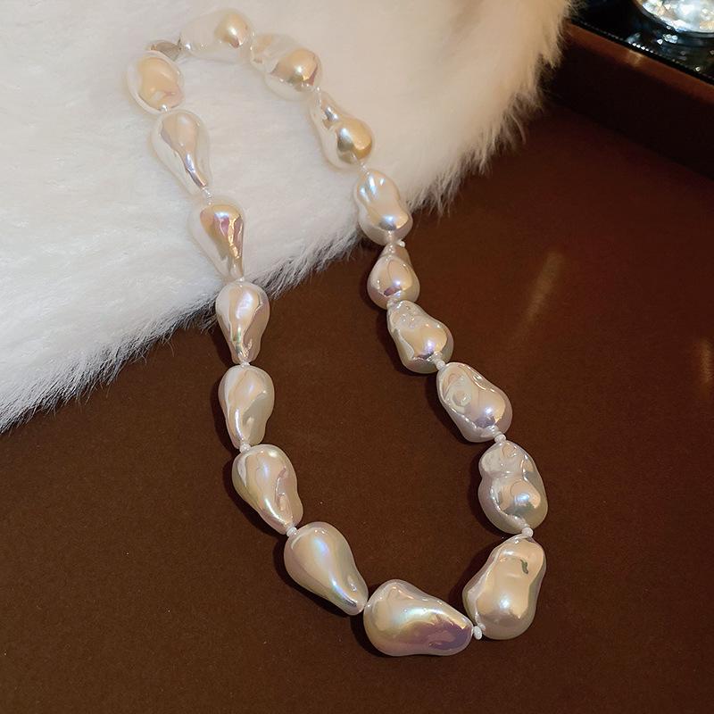 Vintage French Pearl Sweater Necklace: Elegant, Extra-Long Design for Versatile Fashion