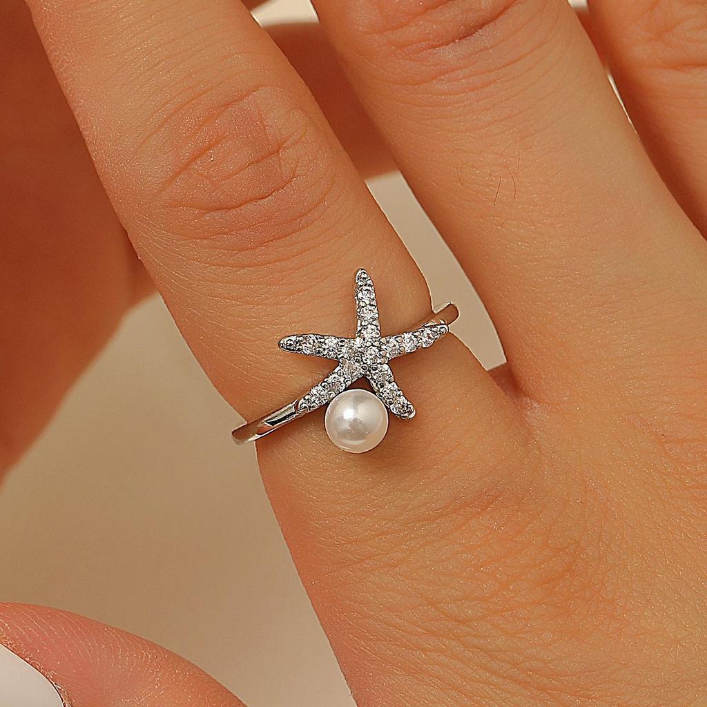 Bohemian Ocean Resort-Style Retro Ring Set: Turtle & Starfish Design