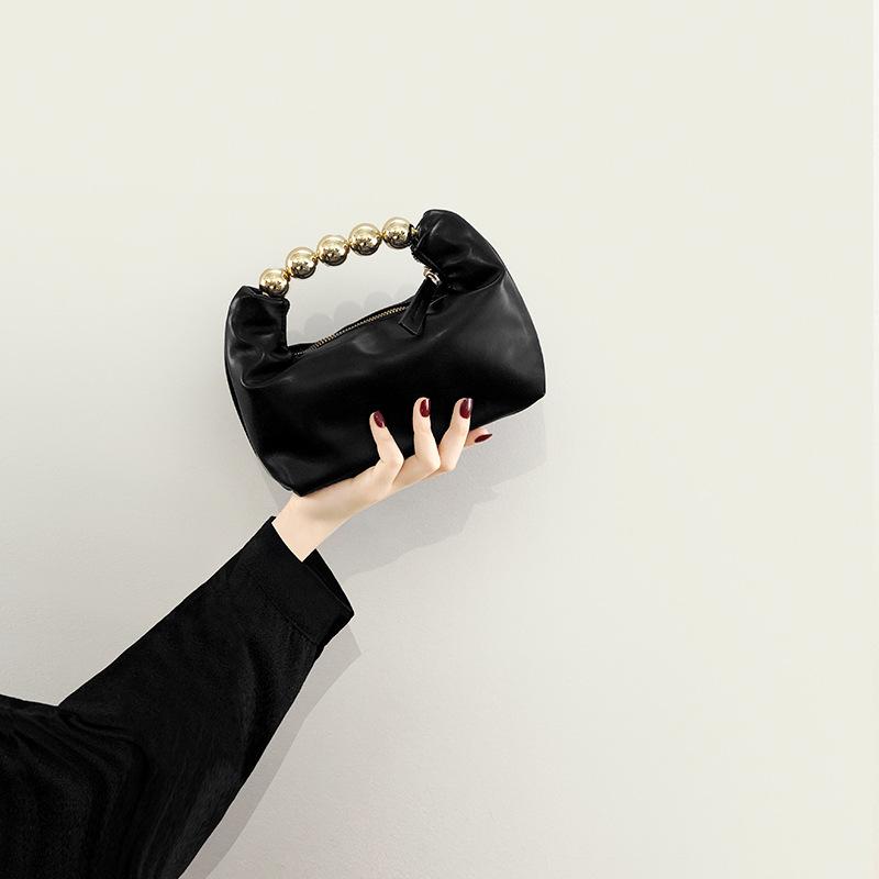 

High Quality Texture Small Bag, Versatile for Women, Niche Women s Crossbody Bag, Pearl Handbag, Small Bag чорний