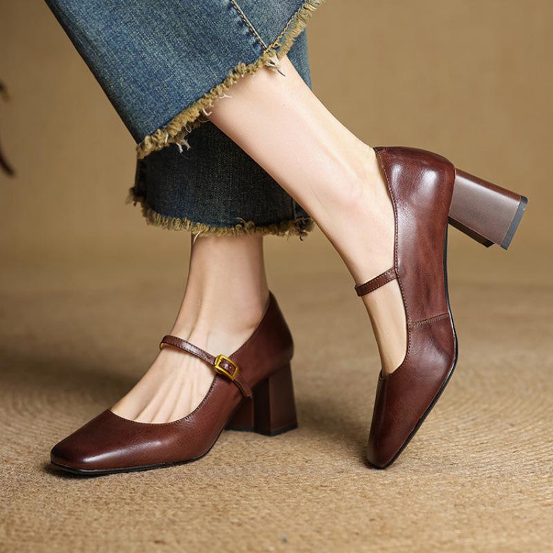 New Women's Small Leather Shoes Buckle High Heel Beef Tendon Sole Casual Solid Color Comfortable Women's Single Shoes Thick Heel Leather Large Siz