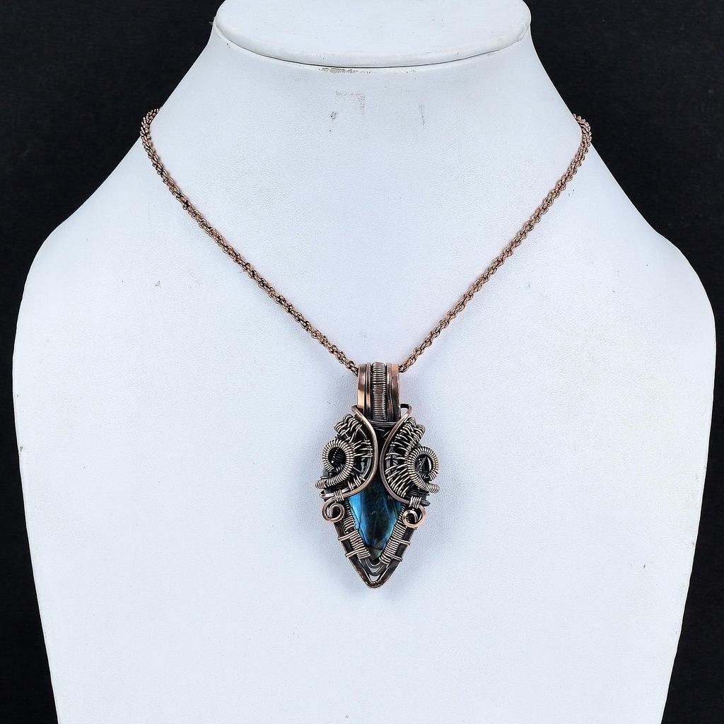 Labradorite Pendant, Handmade Gemstone , 999 Copper Wire Wrapped Pendant Antique Jewelry, For Gift Silver Jewelry