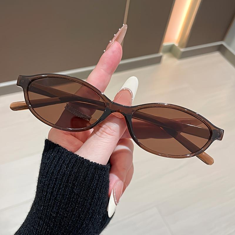 6 Piece Set of Fashionable Oval Frame Glasses Essential for Daily Commuting and Versatile Styling