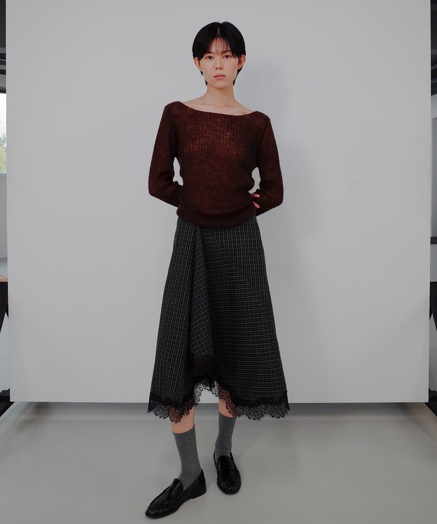 Gilyeong Asymmetrical Cotton Lace Skirt_Check