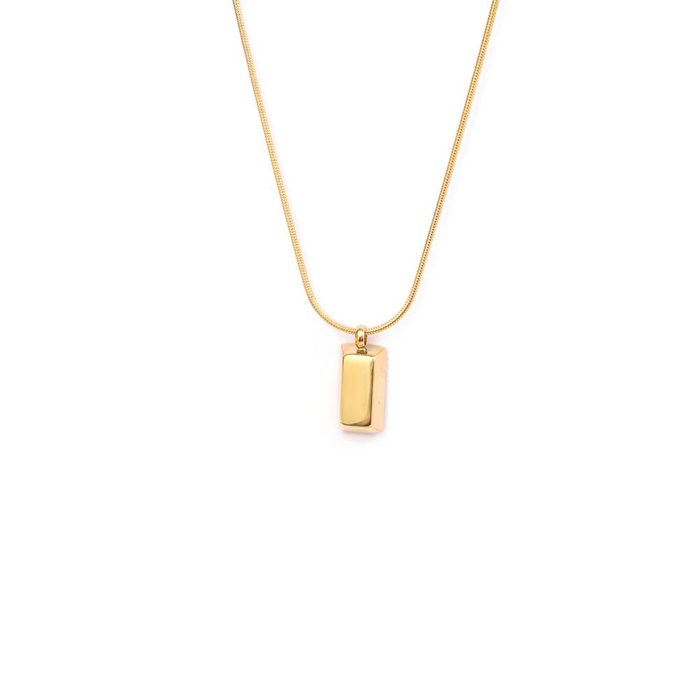 Titanium steel stainless steel small gold brick necklace geometric clavicle chain pendant hot-selling Internet celebrity jewelry