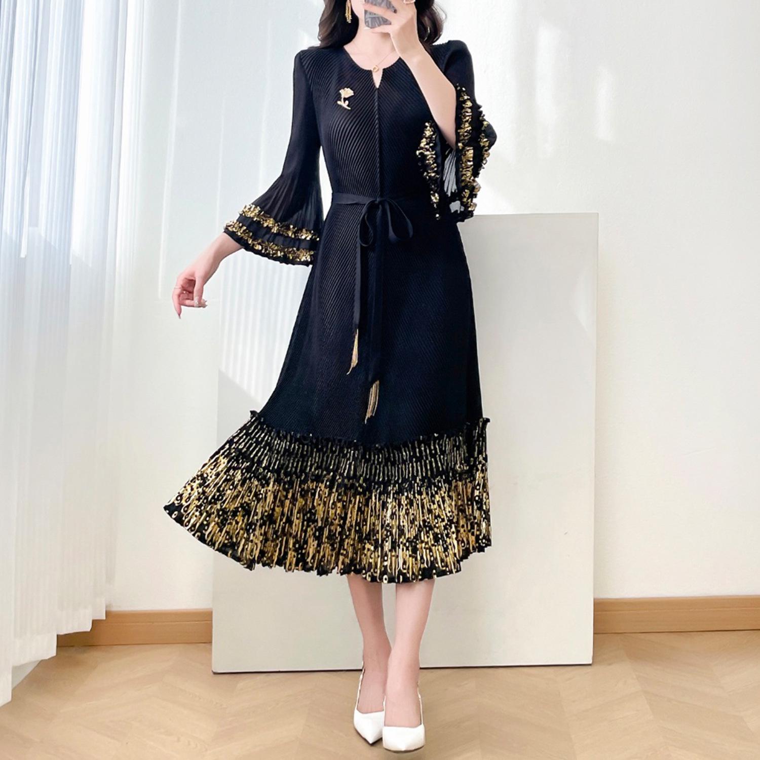 Elegant Plus Size Bell Sleeve Tie-Waist Dress for Women One Size