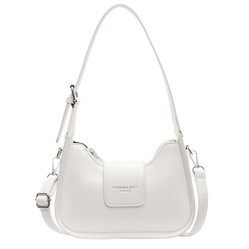 French niche single shoulder underarm bag women's 2025 summer new fashionable high-value commuter baguette bag messenger bag