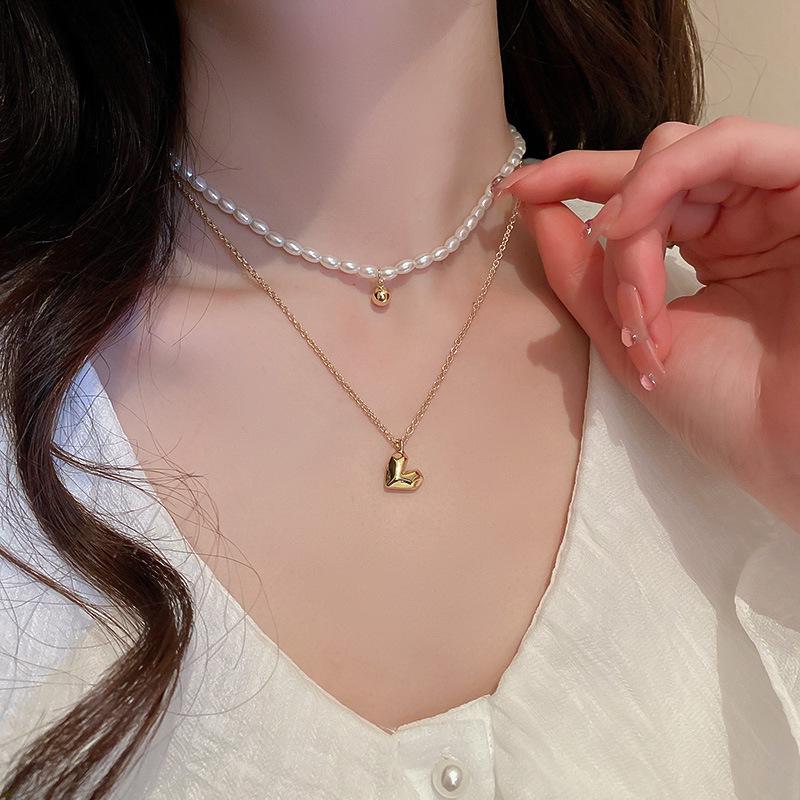 Collana a Clavicola con Nappa di Perle e Farfalla in Stile Coreano
