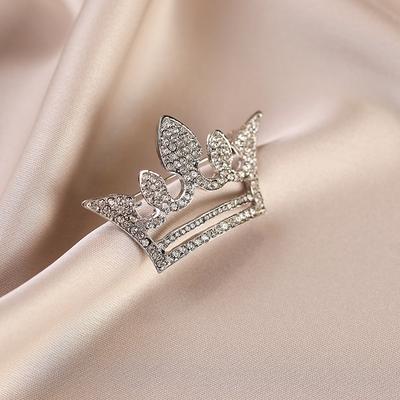 Königinnenkrone Blendschutzbrosche, Eine hochwertige, leichte Luxus- und Nischenbrosche