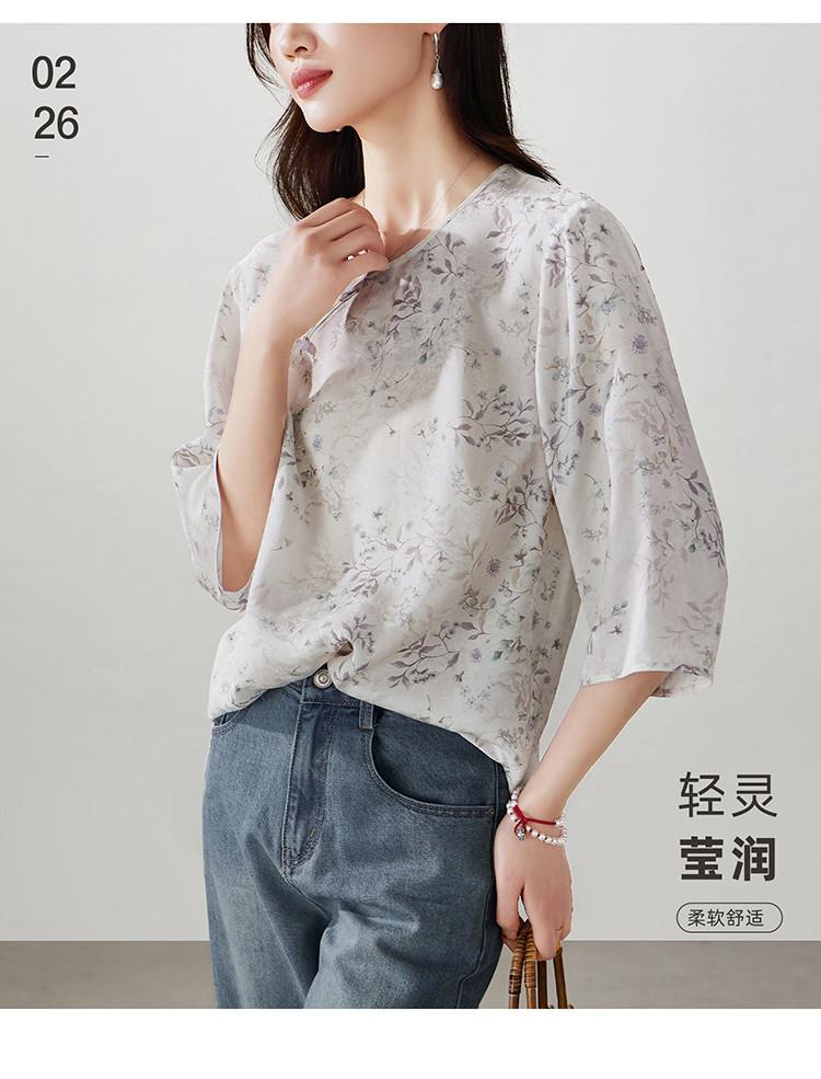 New Chinese style printed shirt for women in the spring of 2026, versatile commuter shirt with seven quarter sleeves
