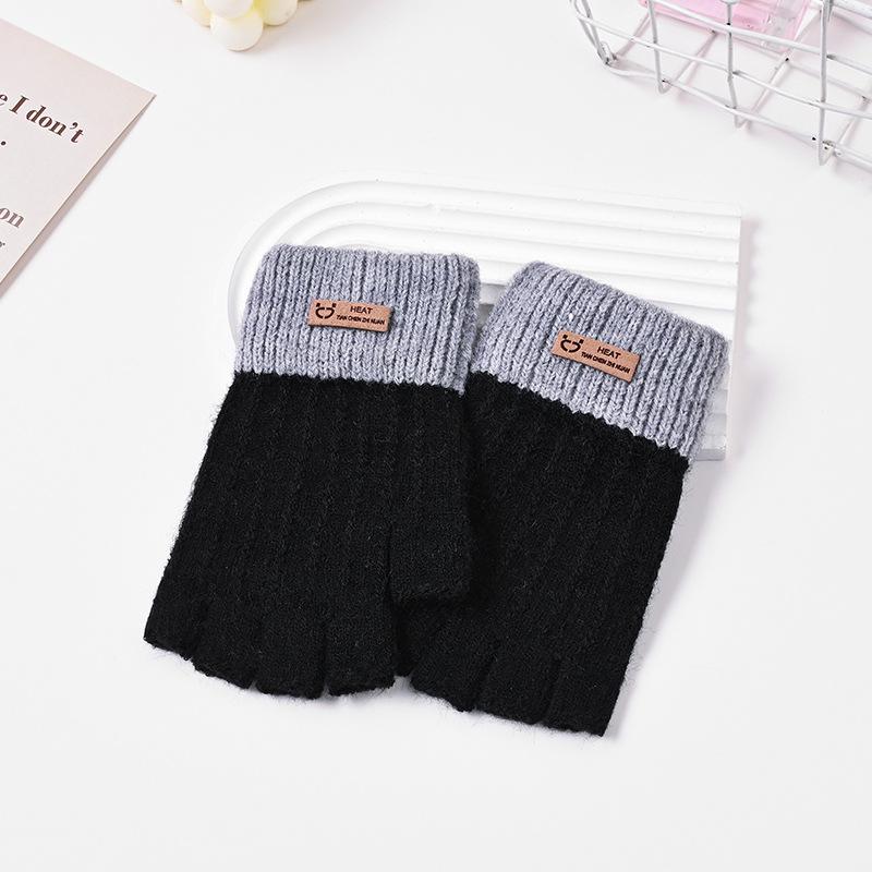 

Women s Korean Style Velvet Lined Half-Finger Cycling Gloves: Warm, Thick, and Ideal for Writing in Cold Weather One Size чорний