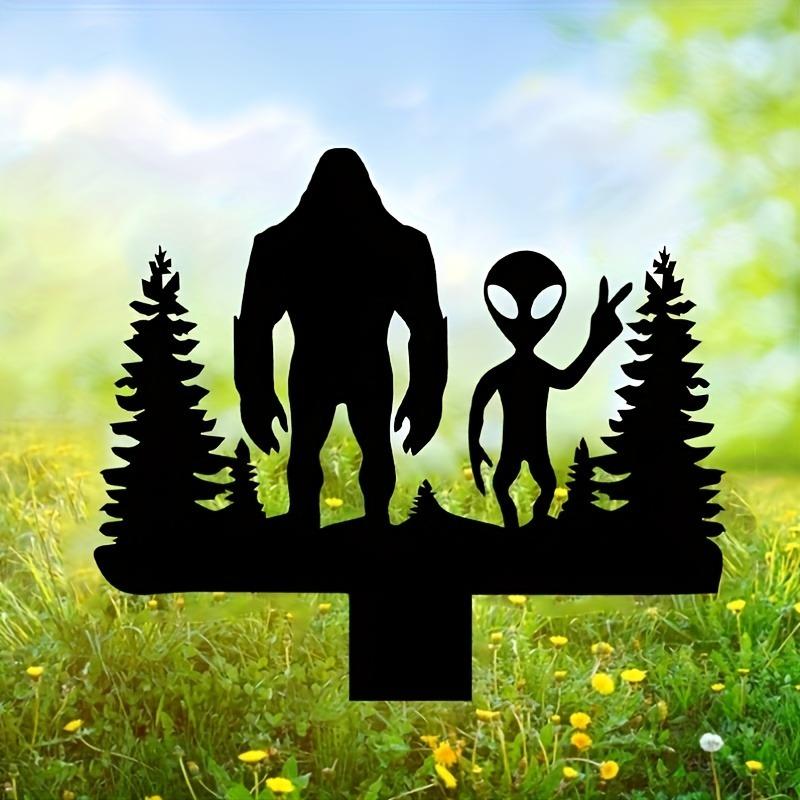 1pc Alien Metal Yard Stake Outdoor Art Garden Decor Halloween Christmas New Year Gift
