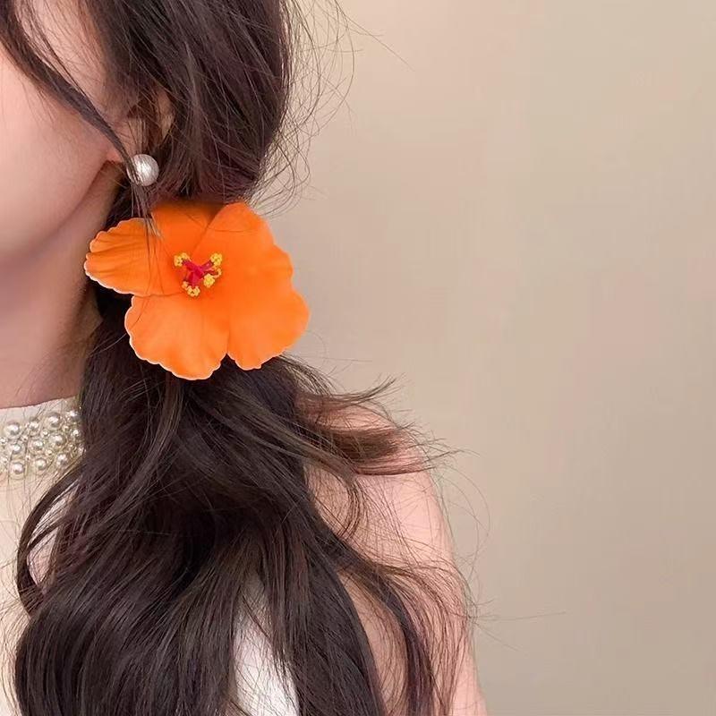 Exquisite Women's Floral Hair Clip, High-End Beach Vacation Accessory
