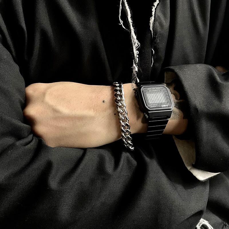 Cuban Bracelets for Men and Women: Trendy, Minimalist, Dark High Street Style