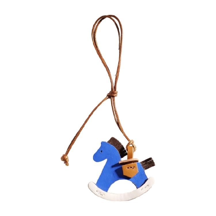 Decorative Leather Keychain Featuring 2026 Wooden Horse Design For Year Handmade Unique Bag Accessory