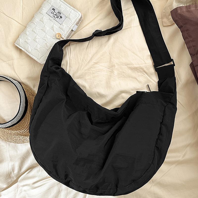 

Simple lazy wind bag women s literary and artistic large-capacity messenger bag student shoulder bag leisure sports tote bag чорний