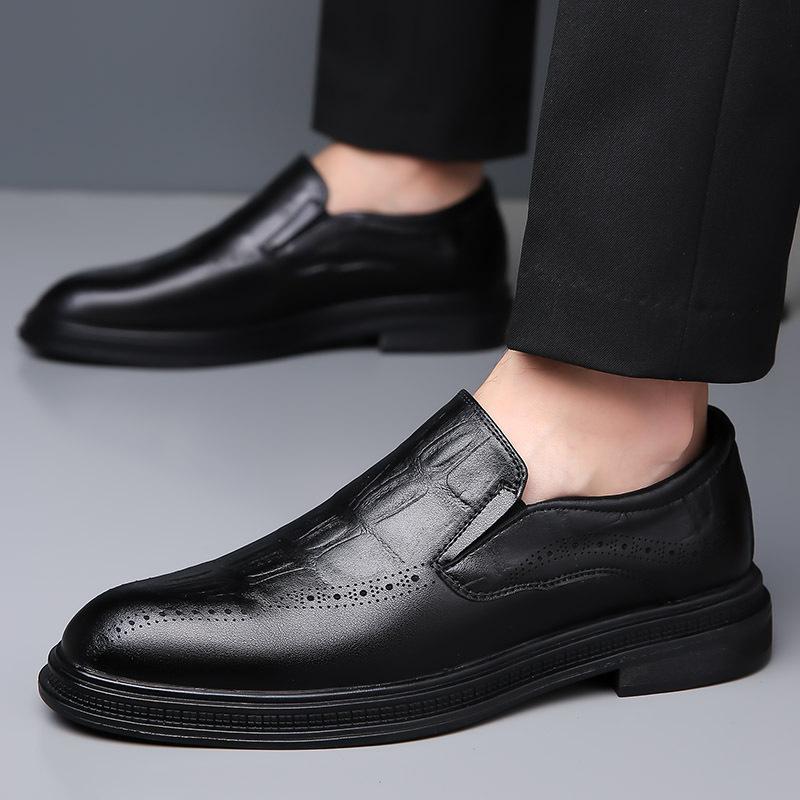 2025 Men's Business Dress Leather Shoes Men's British Pointed Wedding Shoes Sleeve Crocodile Brock Gentleman Men's Shoes Large Size