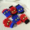 Guanti invernali caldi in maglia a mezze dita Marvel Spider-Man per bambini, guanti a muffola con eroe dei cartoni animati per bambini in età scolare dai 6 ai 12 anni