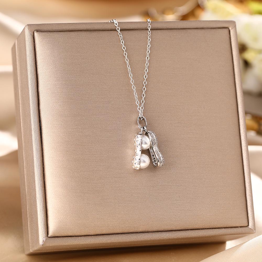 Women's Silver Titanium Steel Necklace with Micro-Inlaid Zircon - Elegant, Durable Clavicle Chain Jewelry