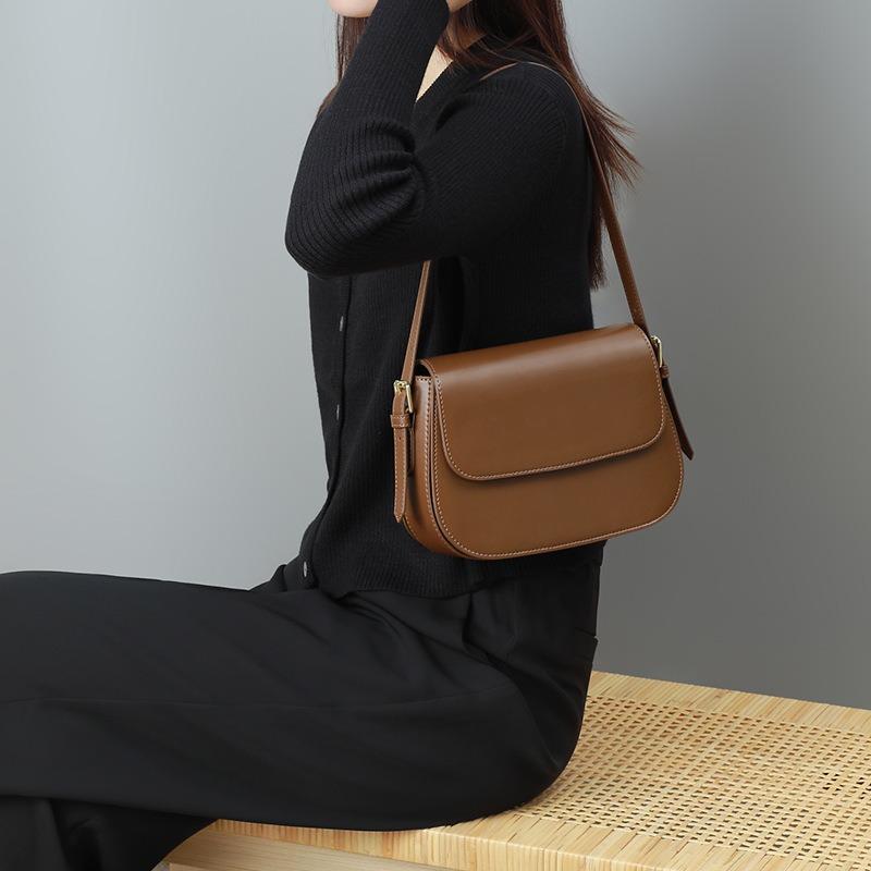 Bags autumn and winter new messenger bags, leather high-end fashion versatile single shoulder underarm tofu bags, bags