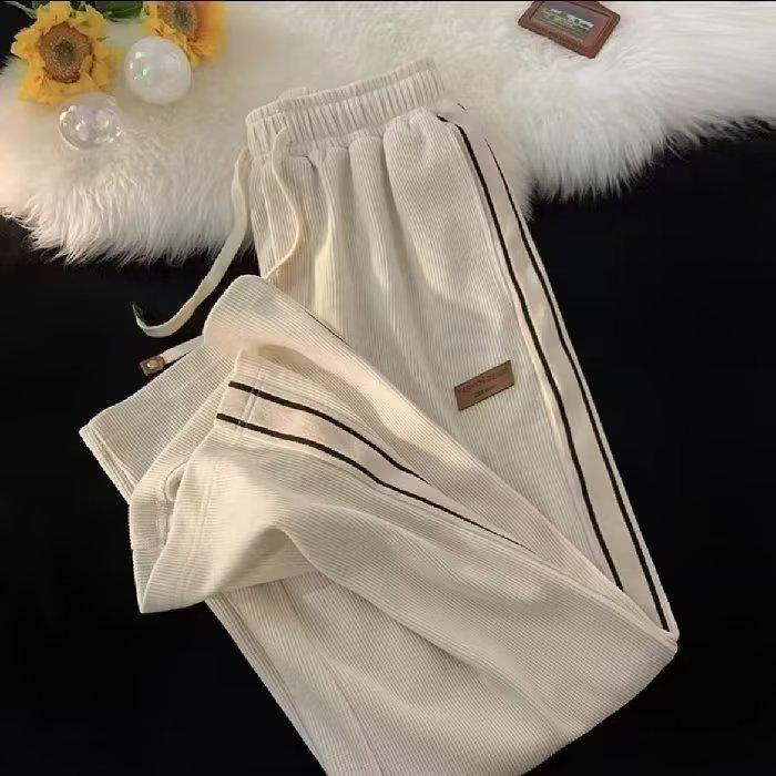 Men's Loose-Fit Corduroy Wide-Leg Pants for Spring & Autumn